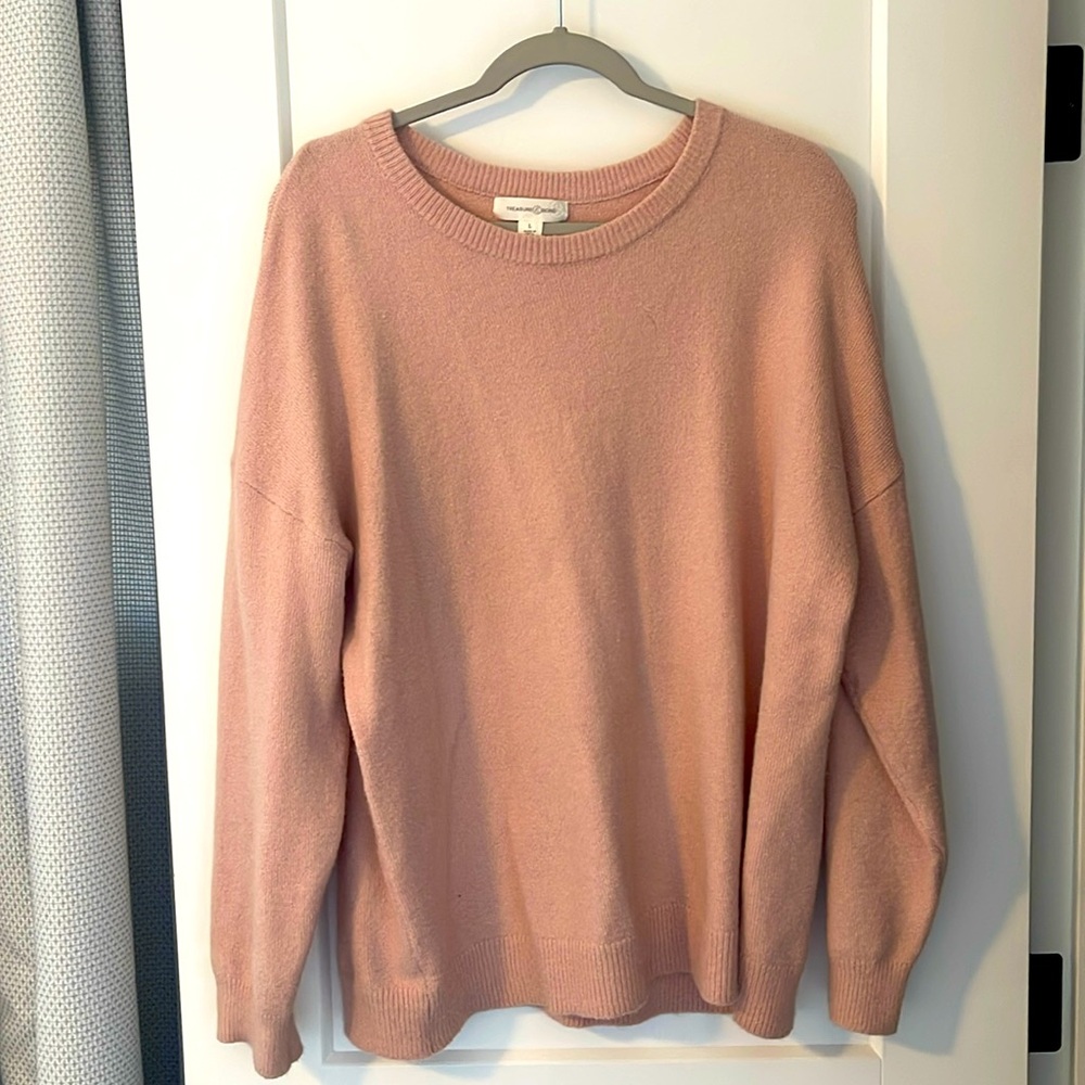 Treasure & Bond sweater in pink, size large